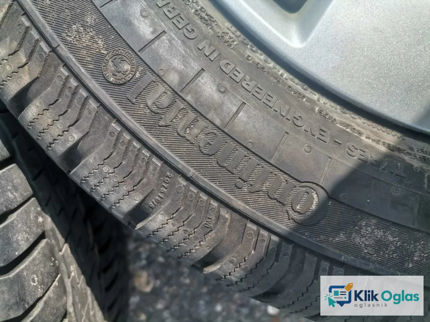 KOMPLET 4 teretne gume sa felnama (CONTINENTAL I MINERVA TRANSPORTER)