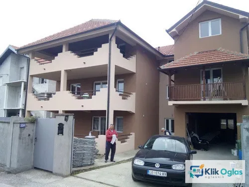 Demit fasada sa nasim ili Vasim materijalom, moja skela