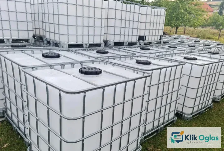 Prodajem Plastične IBC cisterne-kontejnerI od 1000 l
