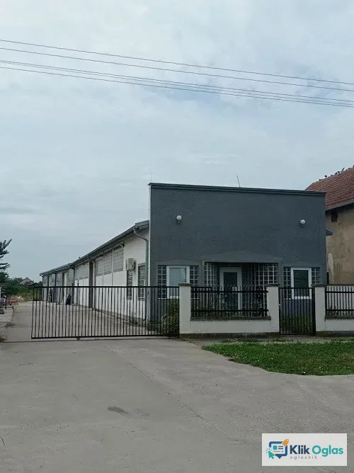 Hala 500m2, Deč