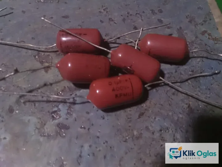 Iskra kondenzatori NOS