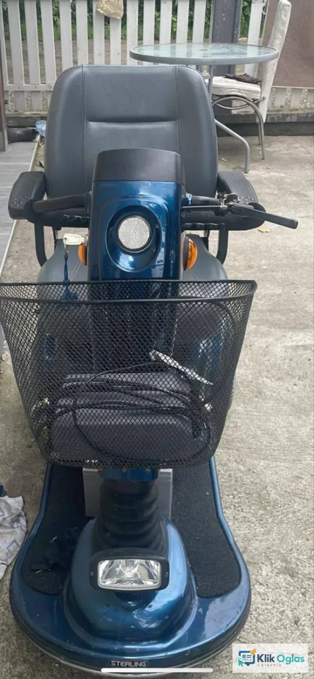 Invalidski skuter elektricni