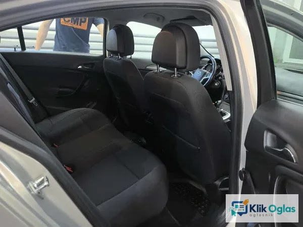 Opel Insignia 2.0cdti