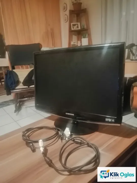 Samsung 22 inča